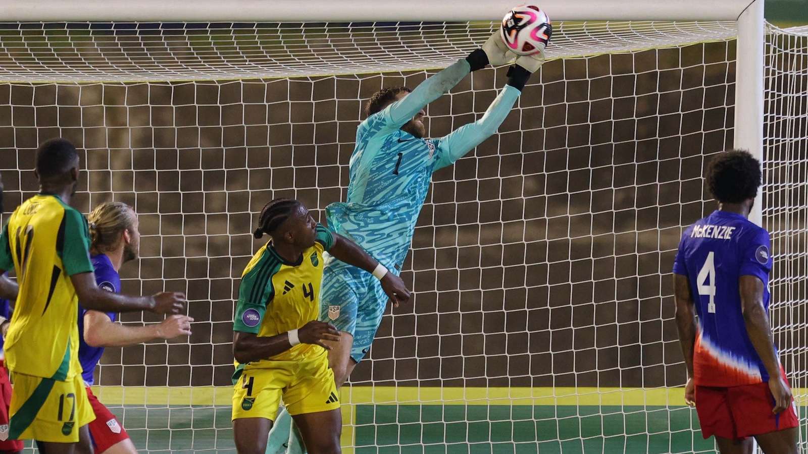 曼联不仅是 曼联不仅是